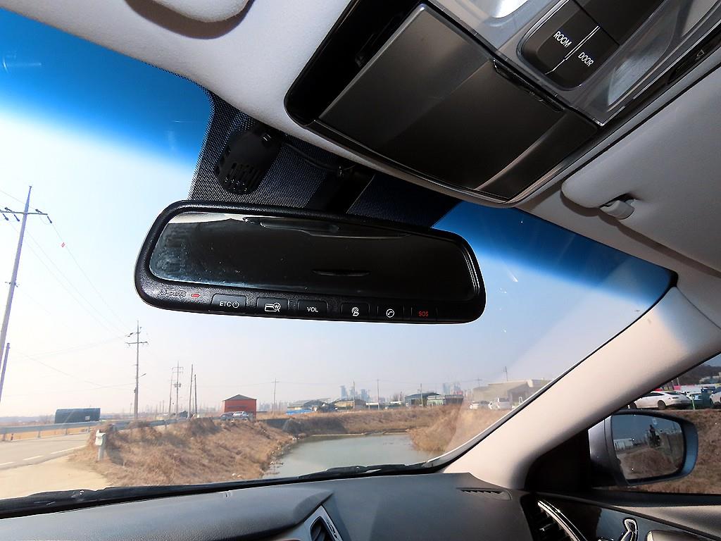 HYUNDAI Grandeur - Vista 12