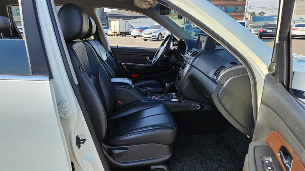 Ssangyong Rexton - Vista 11