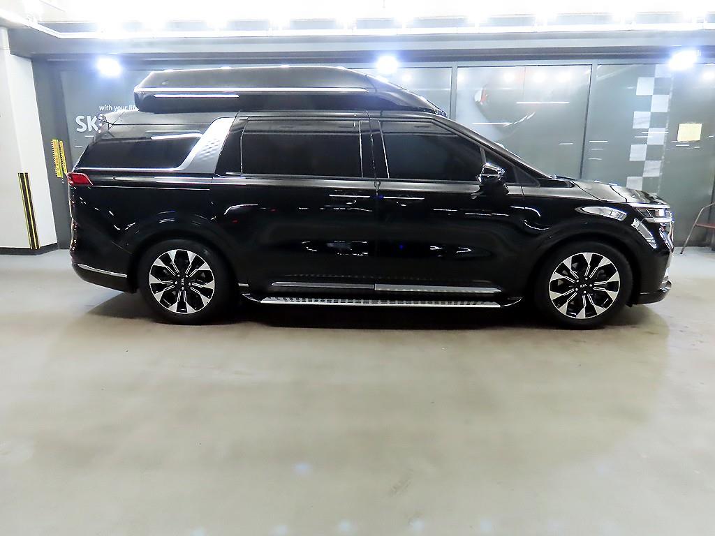 KIA Carnival - Vista 3