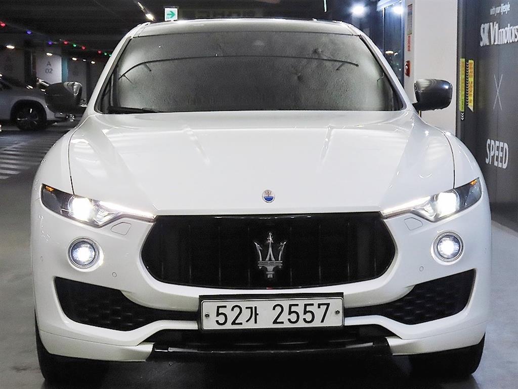 Maserati Levante - Vista 2