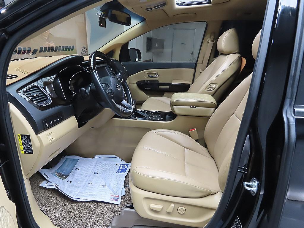 KIA Carnival 2019 Negro - Importación desde Corea - HF Imports Iquique - Foto 12