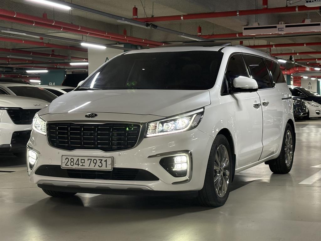 KIA Carnival - Vista 2