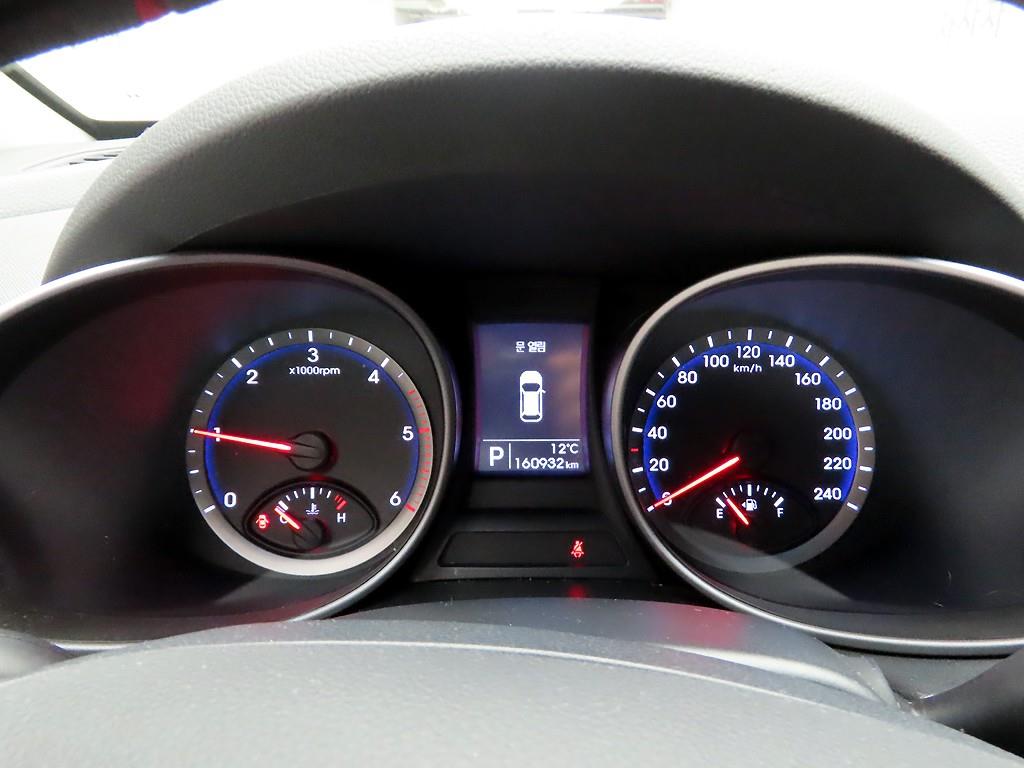 HYUNDAI Santa Fe - Vista 5