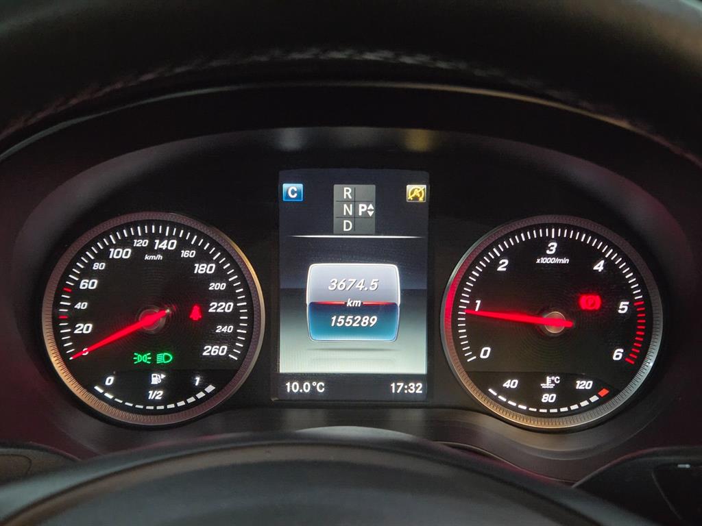 Mercedes Benz C Class - Vista 10