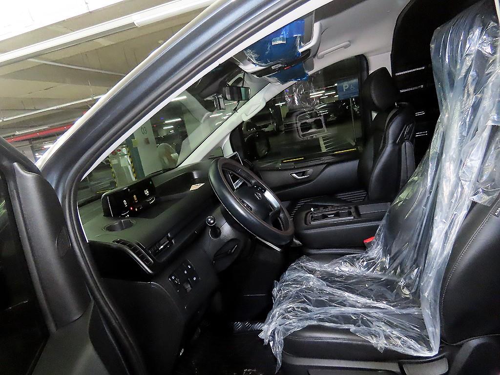 HYUNDAI Staria - Vista 6