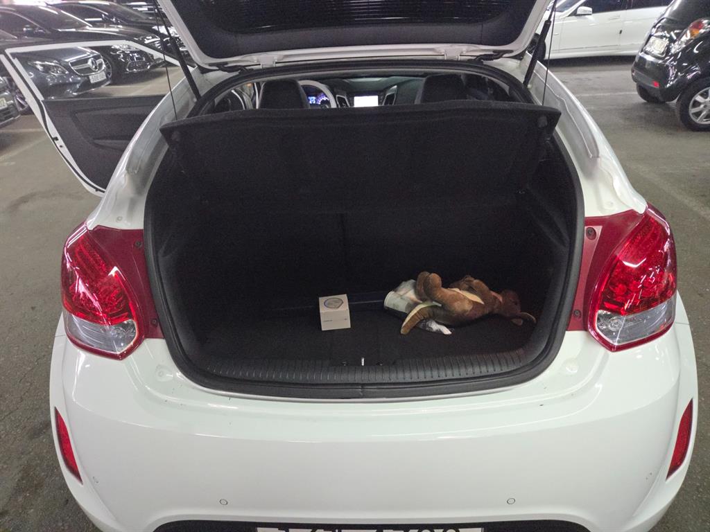 HYUNDAI Veloster 2012 Blanco - Importación desde Corea - HF Imports Iquique - Foto 16