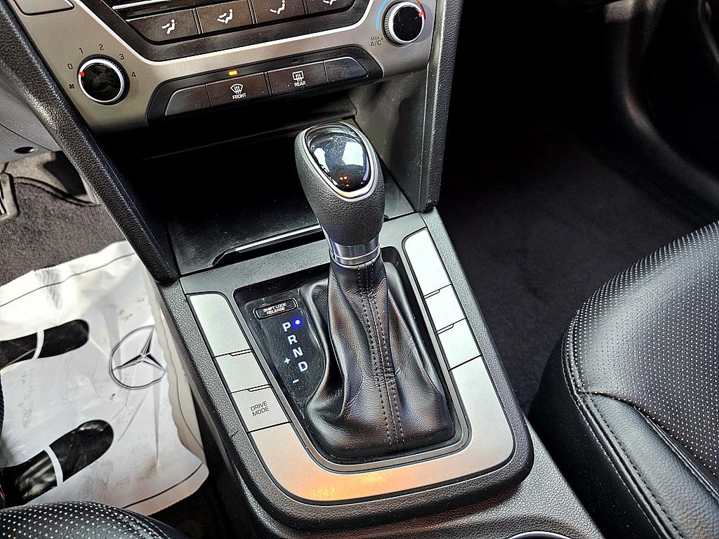 HYUNDAI Avante 2017 Blanco - Importación desde Corea - HF Imports Iquique - Foto 14