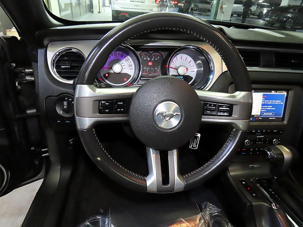 Ford Mustang - Vista 8