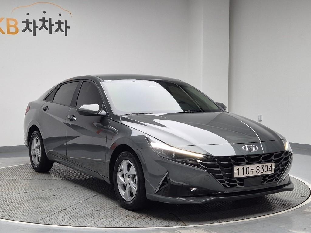 HYUNDAI Avante - Vista 4