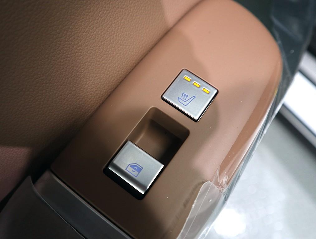 HYUNDAI Grandeur 2026 Blanco - Importación desde Corea - HF Imports Iquique - Foto 15