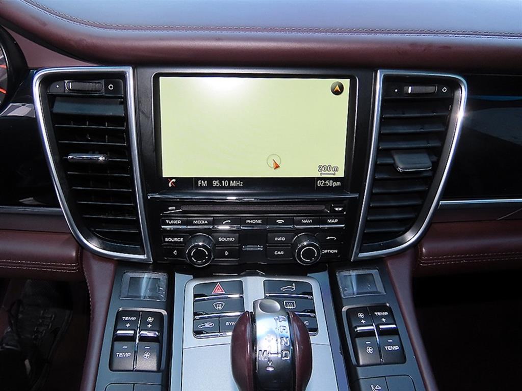 Porsche Panamera - Vista 12