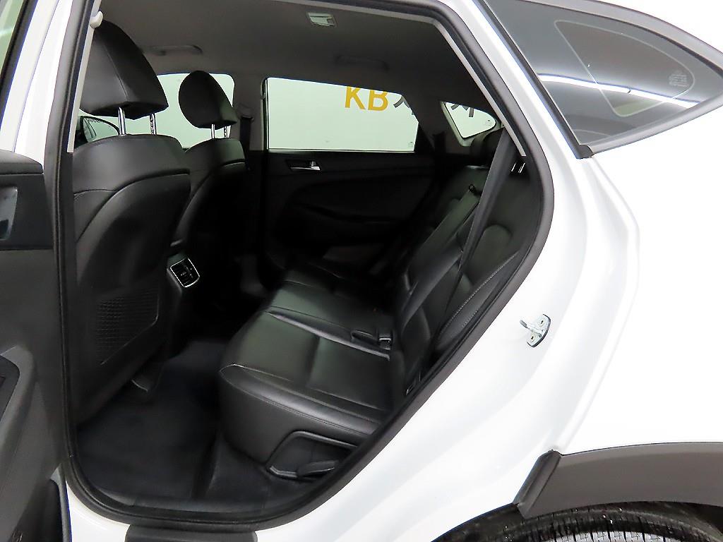 HYUNDAI Tucson - Vista 6