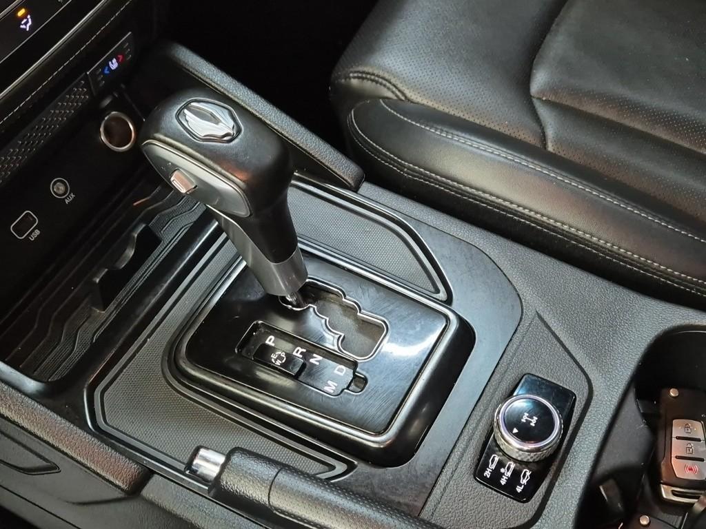 Ssangyong Rexton 2020 Negro - Importación desde Corea - HF Imports Iquique - Foto 15