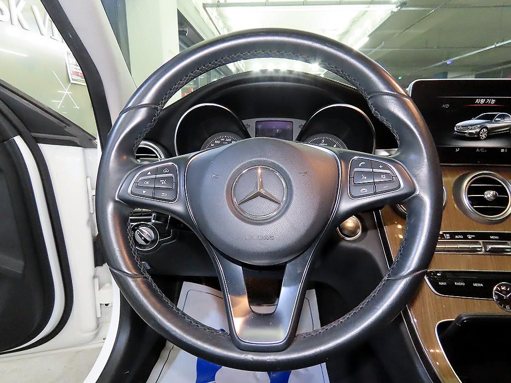 Mercedes Benz C Class - Vista 8