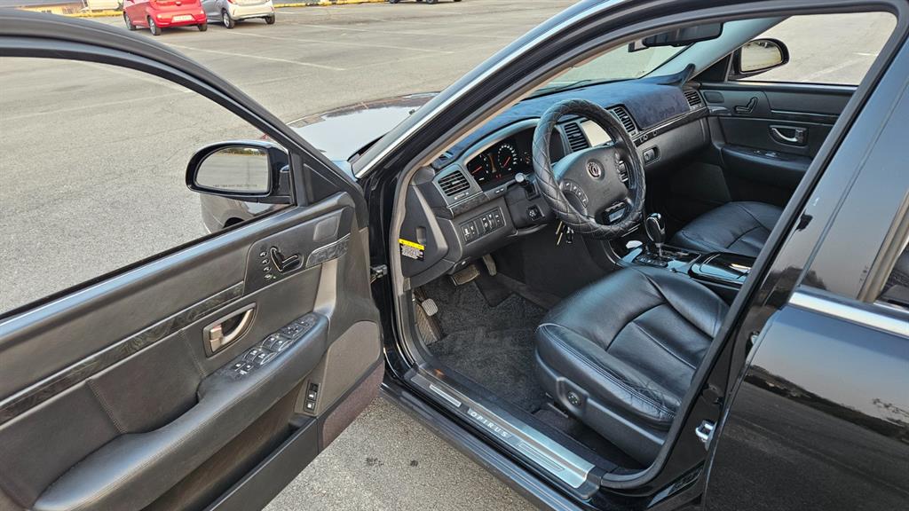 KIA Opirus - Vista 10