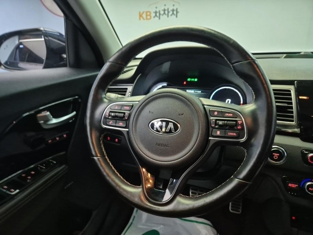 KIA Niro - Vista 9