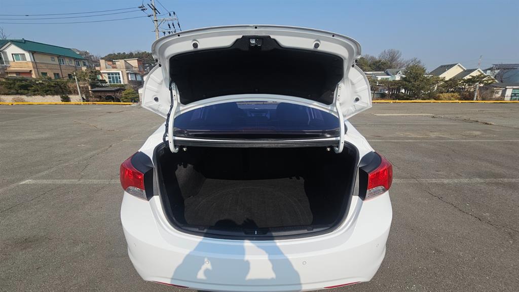 HYUNDAI Avante 2013 Blanco - Importación desde Corea - HF Imports Iquique - Foto 20