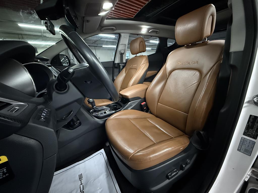 HYUNDAI Santa Fe - Vista 6