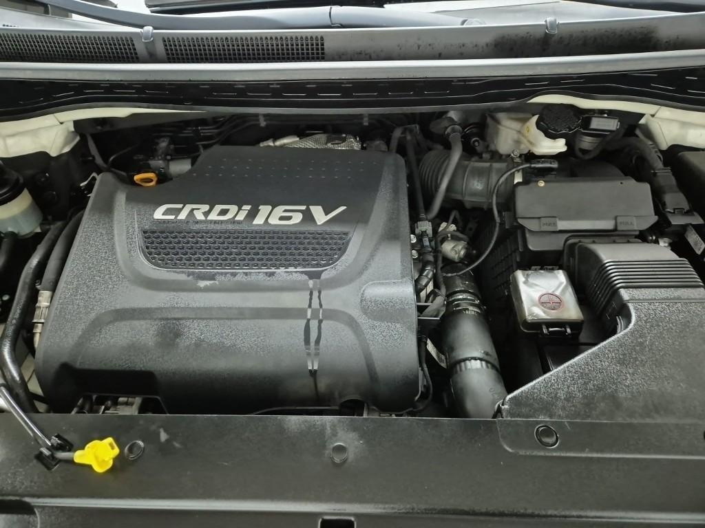 KIA Carnival - Vista 5