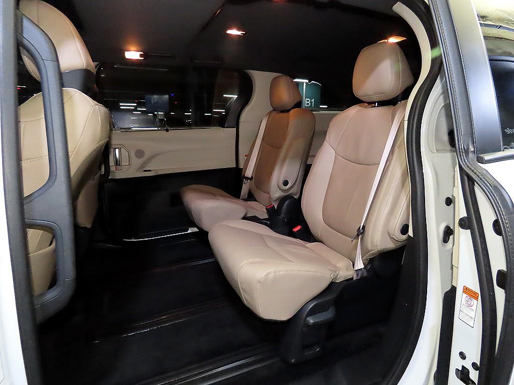 Toyota Siena - Vista 7
