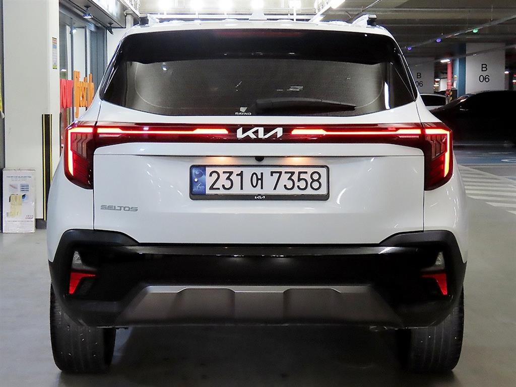 KIA Seltos - Vista 5