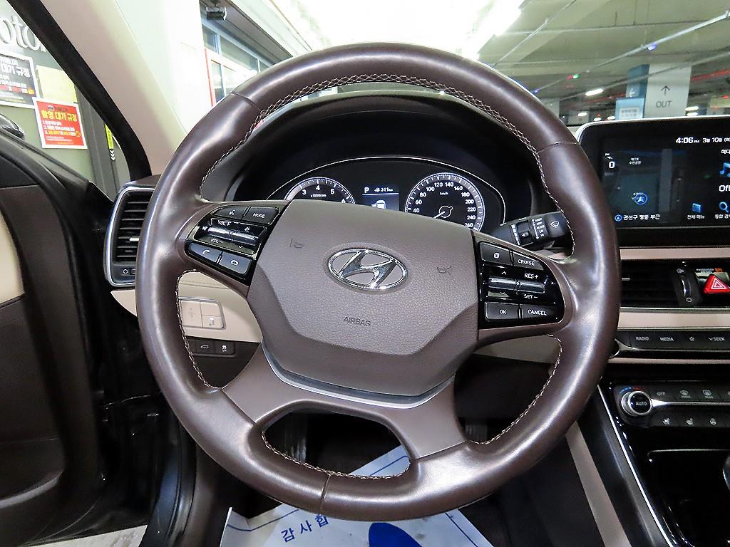 HYUNDAI Grandeur - Vista 8