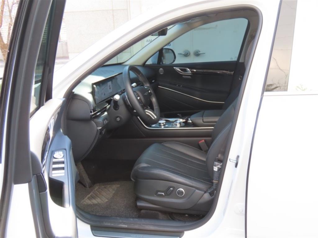 Genesis GV80 2024 Blanco - Importación desde Corea - HF Imports Iquique - Foto 13