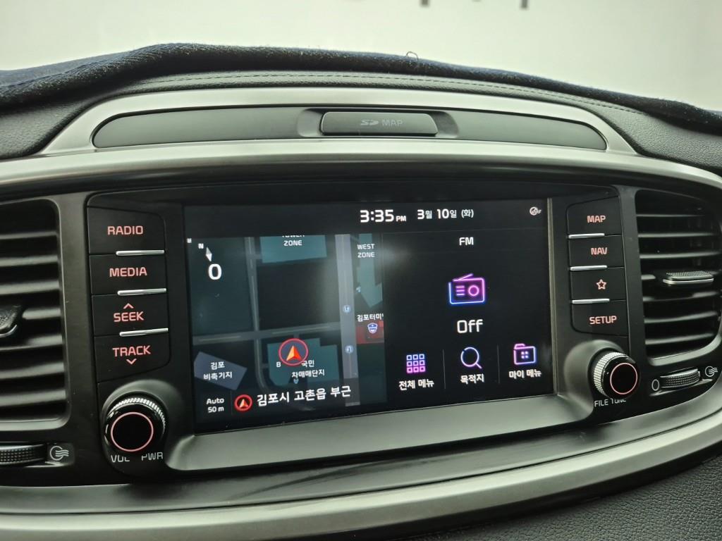 KIA Sorento 2018 Blanco - Importación desde Corea - HF Imports Iquique - Foto 13