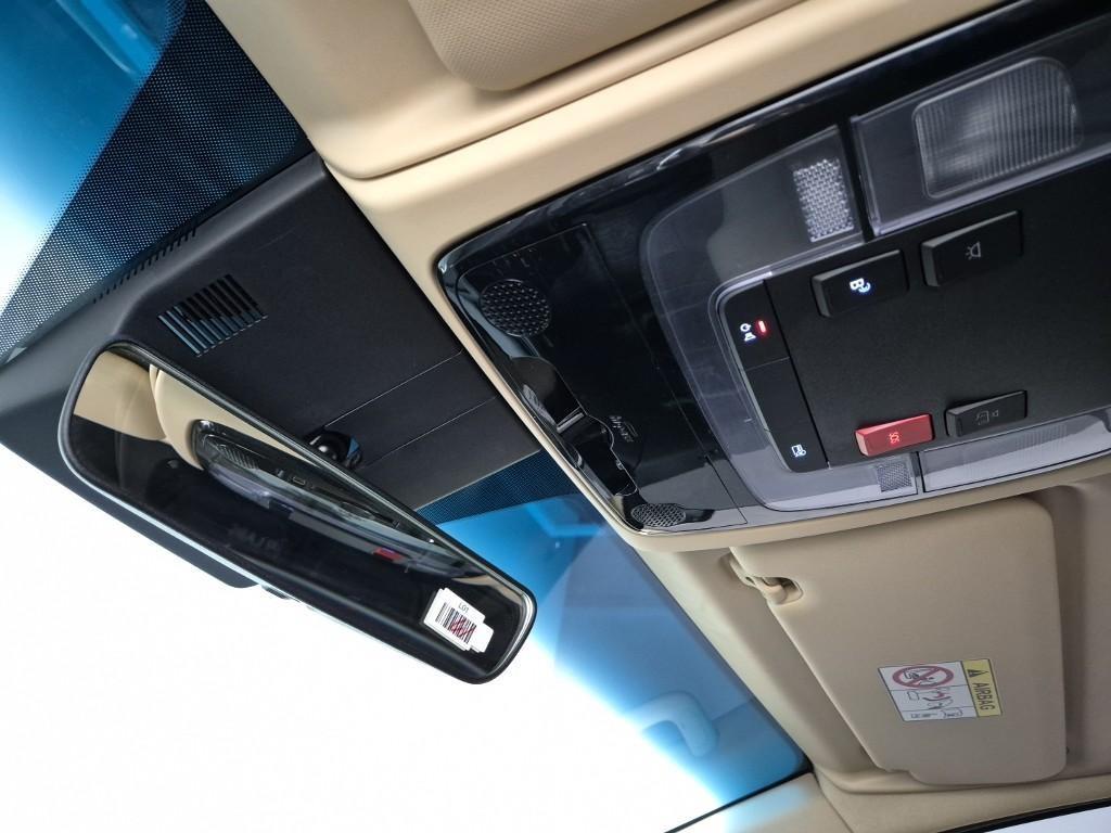 HYUNDAI Staria - Vista 12