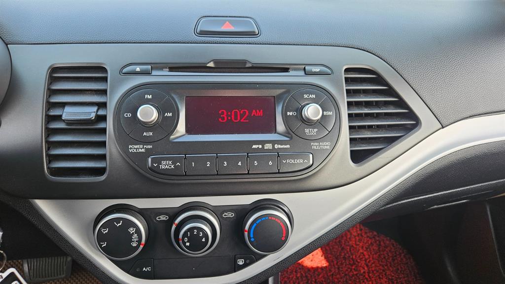 KIA Morning - Vista 10