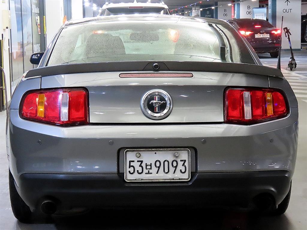 Ford Mustang - Vista 5