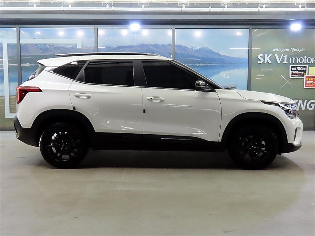 KIA Seltos - Vista 3