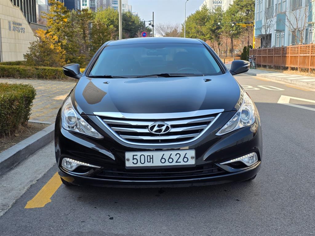 HYUNDAI Sonata 2013 Negro - Importación desde Corea - HF Imports Iquique - Foto 1