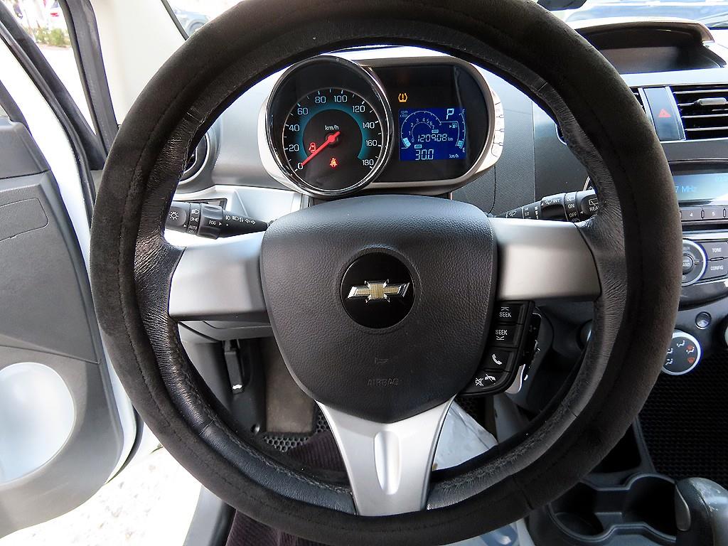 Chevrolet Spark - Vista 8