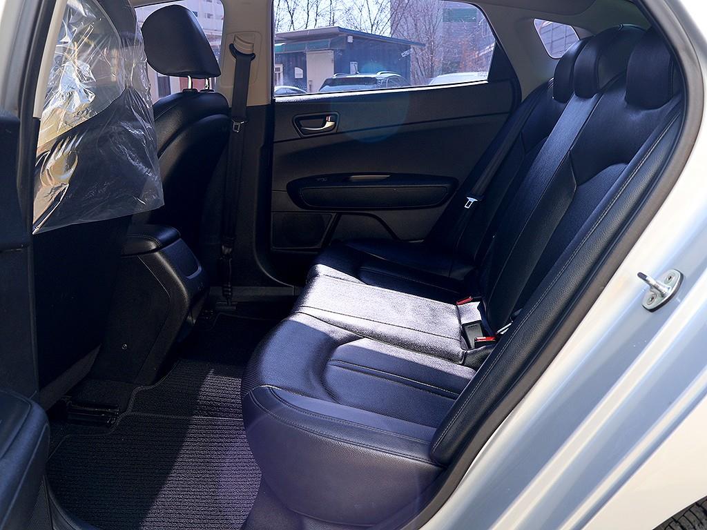 KIA K5 2017 Gris - Importación desde Corea - HF Imports Iquique - Foto 13