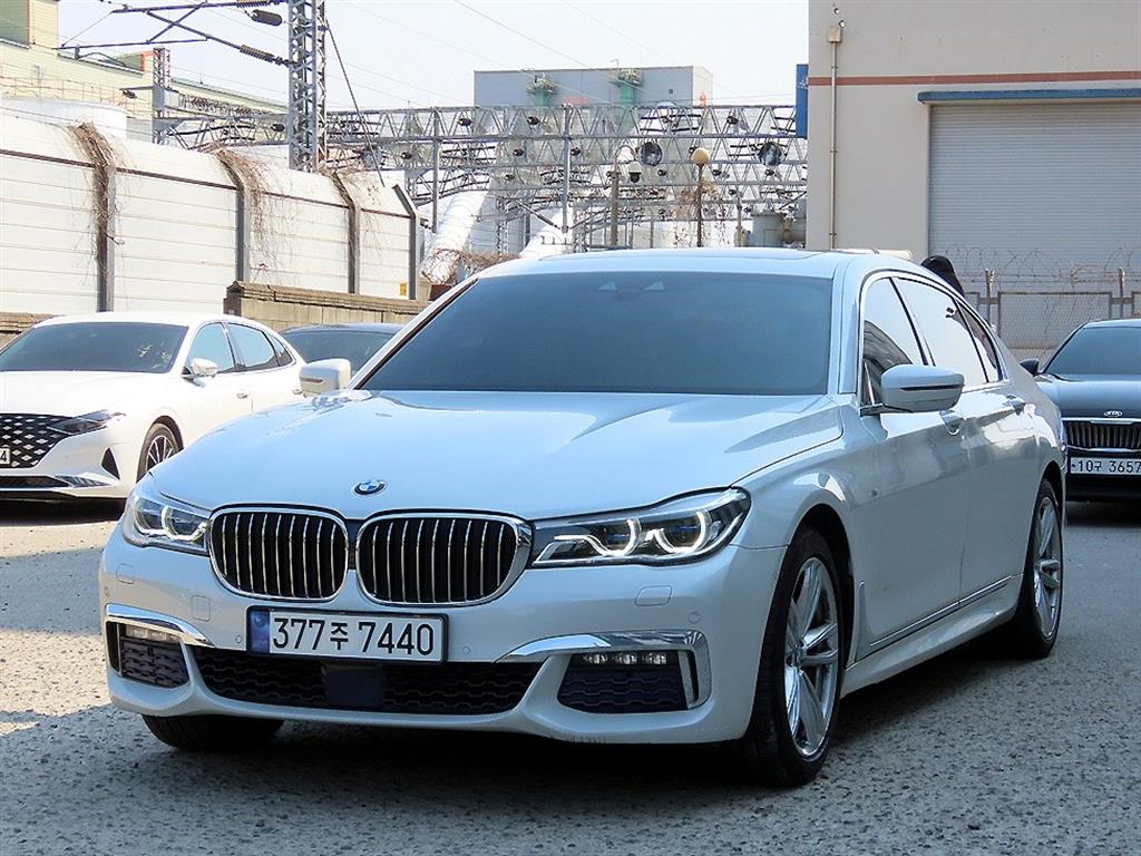BMW 7 Series 2017 Blanco - Importación desde Corea - HF Imports Iquique - Foto 1