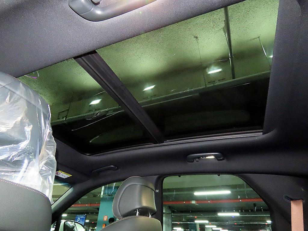 Genesis GV70 2024 Blanco - Importación desde Corea - HF Imports Iquique - Foto 14