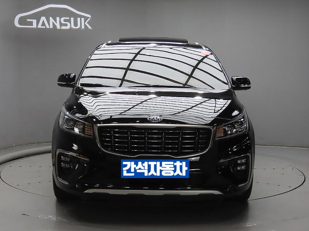 KIA Carnival 2019 Negro - Importación desde Corea - HF Imports Iquique - Foto 1