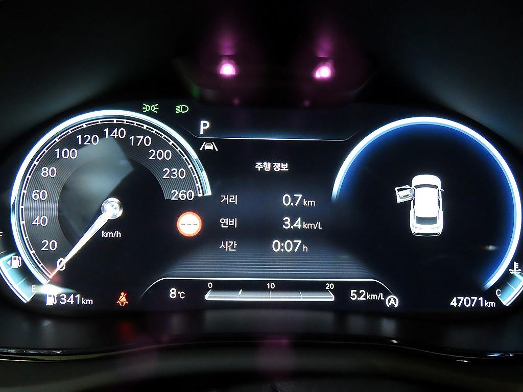 Genesis GV70 - Vista 9