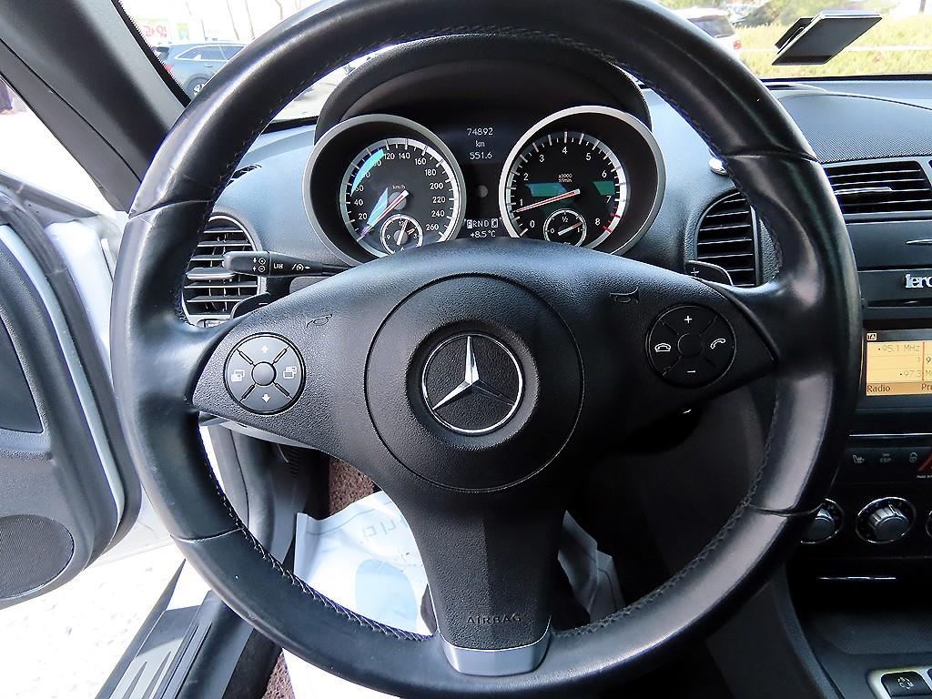 Mercedes Benz SLK Class - Vista 12