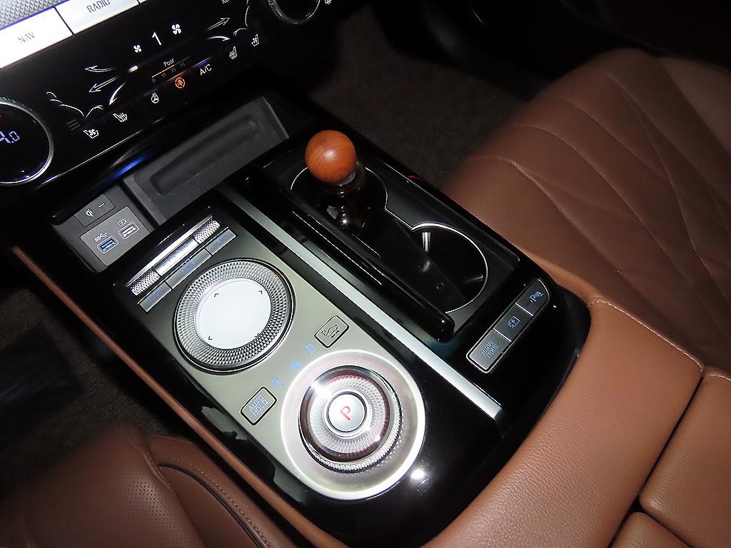 Genesis G80 - Vista 12