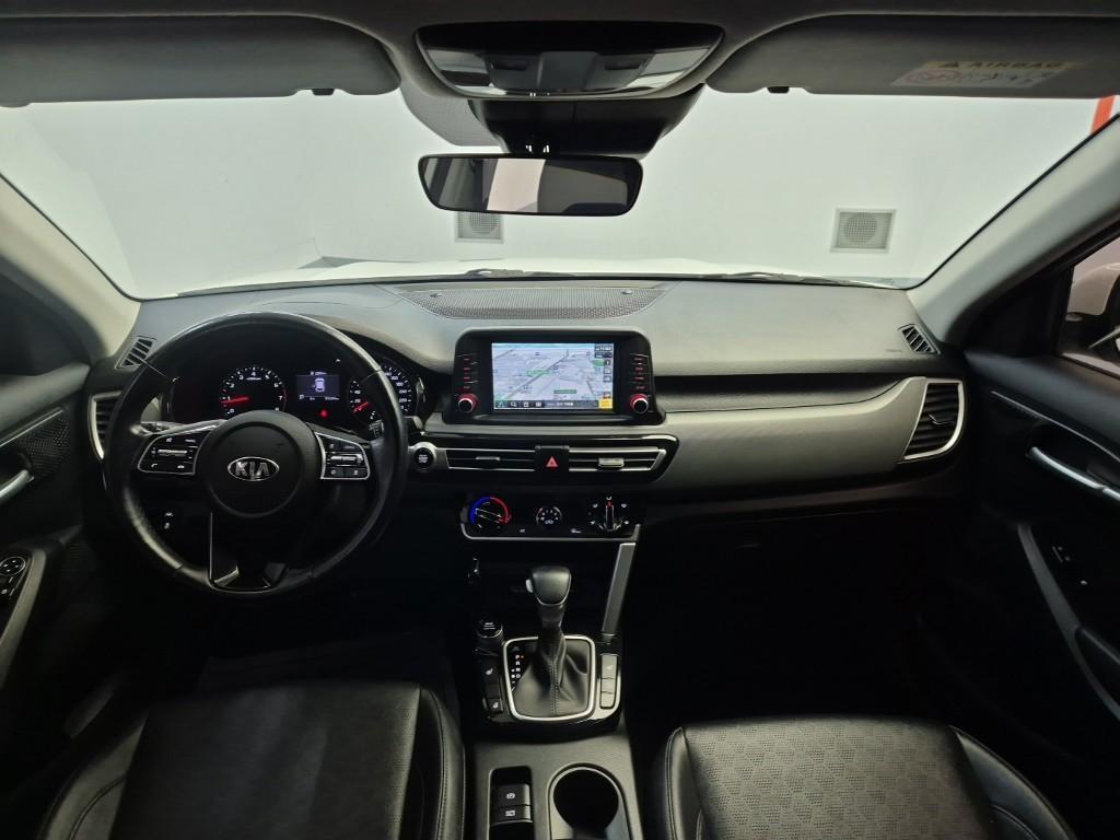 KIA Seltos - Vista 7