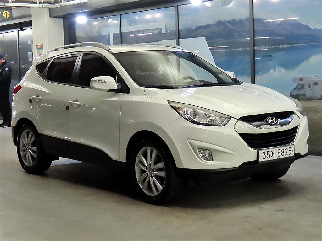 HYUNDAI Tucson 2012 Blanco - Importación desde Corea - HF Imports Iquique - Foto 1