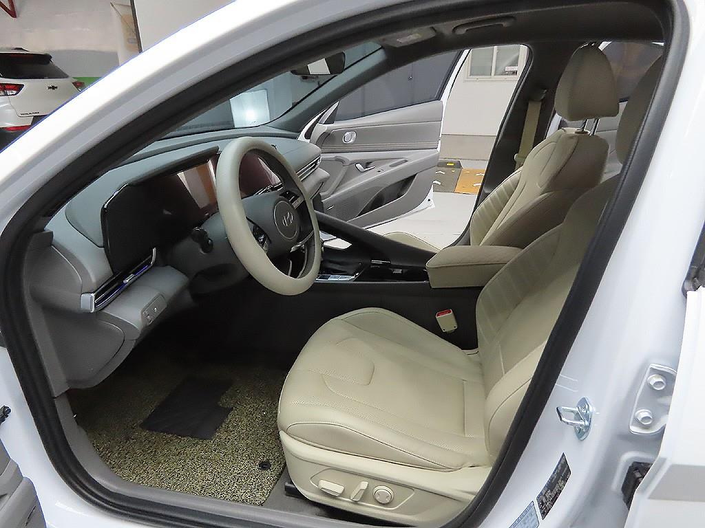 HYUNDAI Avante 2025 Blanco - Importación desde Corea - HF Imports Iquique - Foto 11