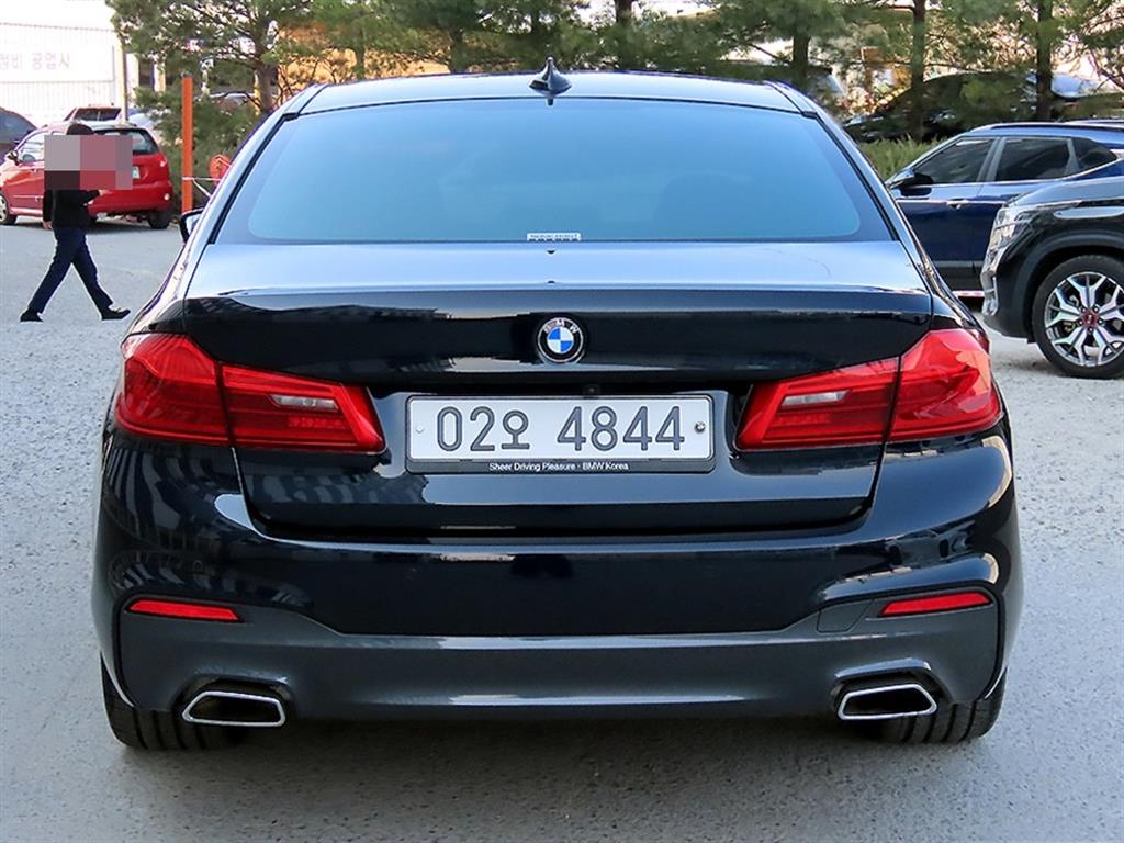 BMW 5 Series - Vista 4