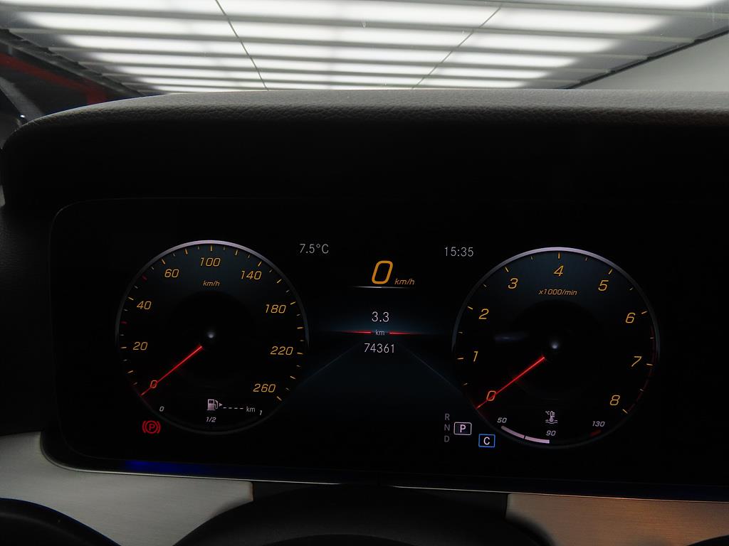 Mercedes Benz E class - Vista 9