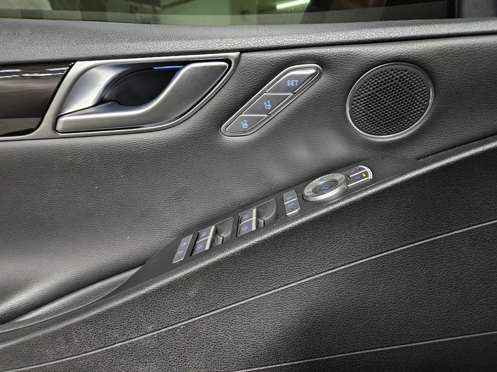 Genesis G80 - Vista 9