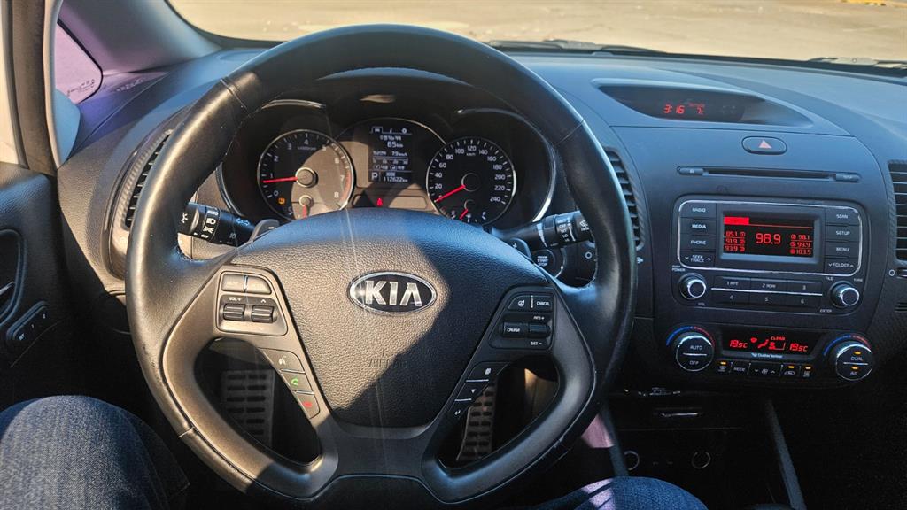 KIA K3 2013 Blanco - Importación desde Corea - HF Imports Iquique - Foto 13