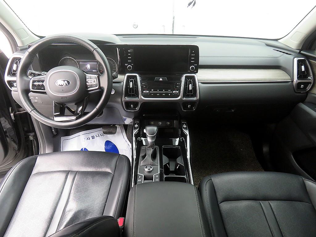 KIA Sorento - Vista 9