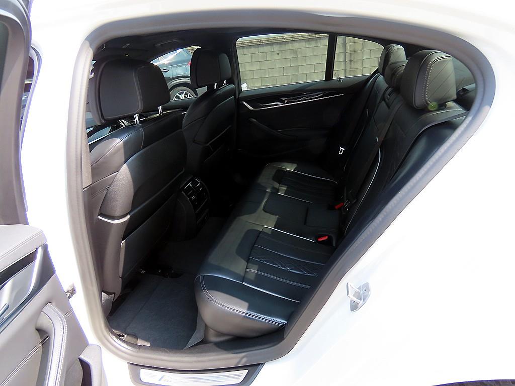 BMW 5 Series - Vista 6